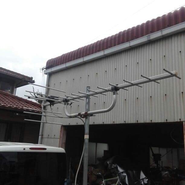 テレビアンテナ　BS 付き