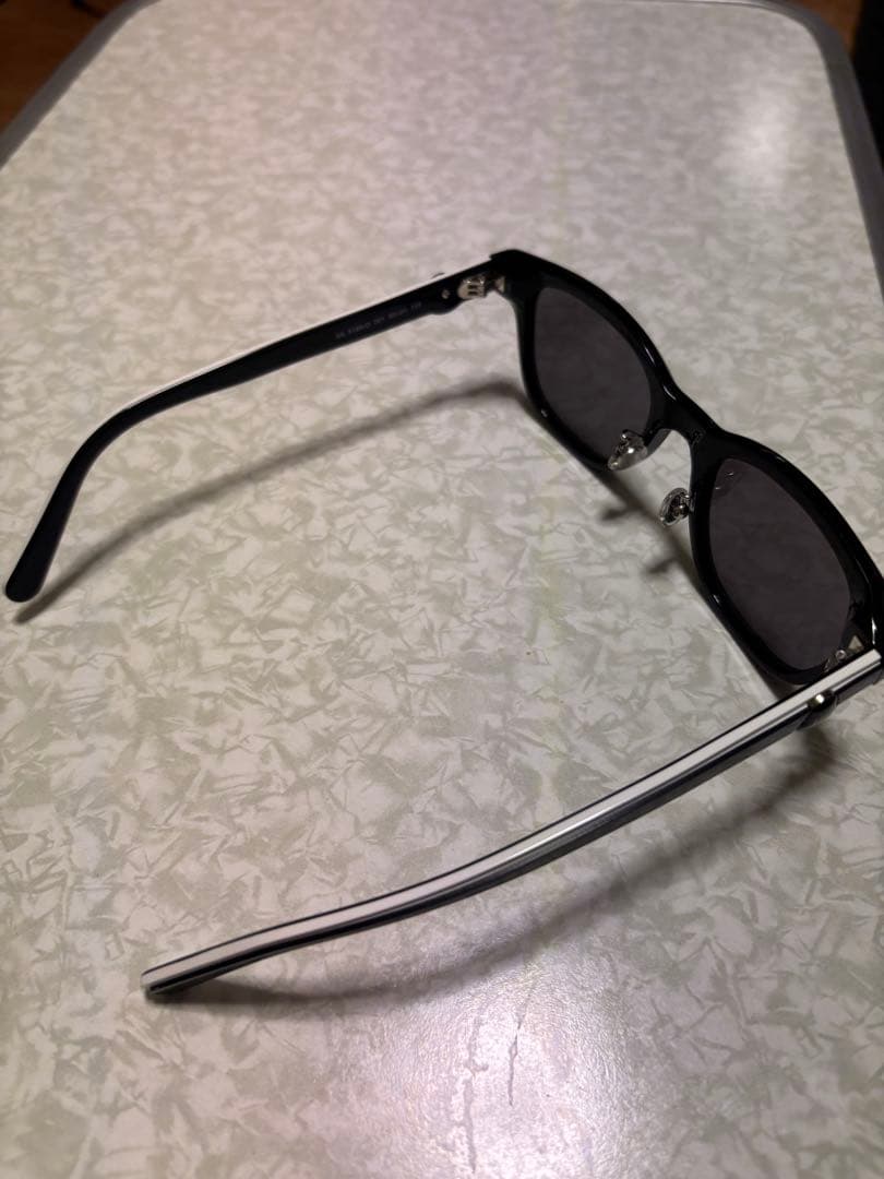 モンクレール　レディース　サングラス