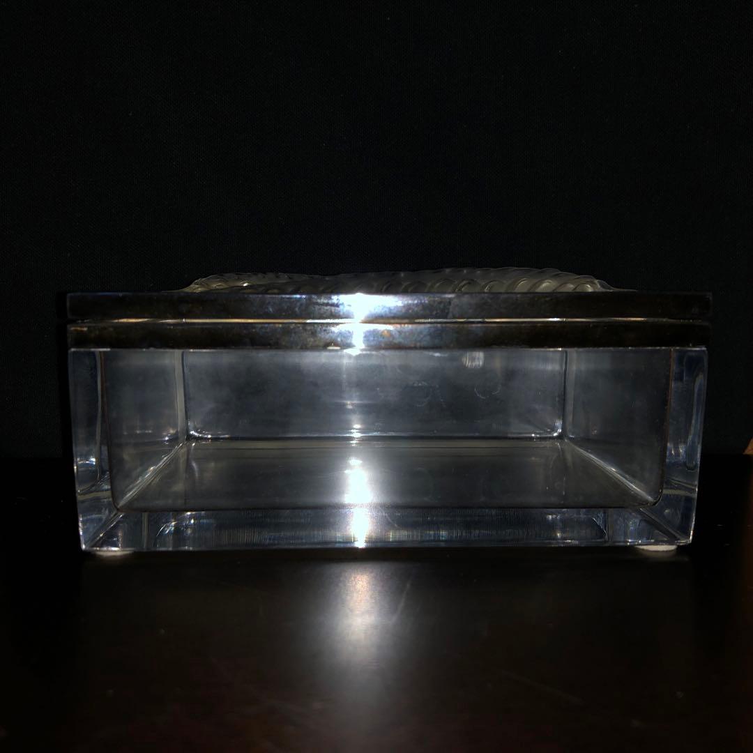 ざ*ー様 ラリックの小物入れ、エピスの蓋付き長方形ジュエリーボックス