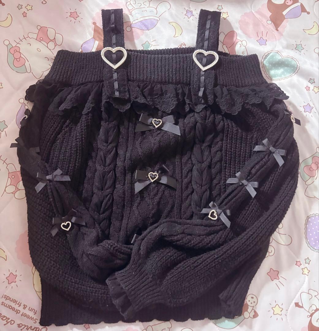 LIZLISA ハートバックルフリルオフショルニット ブラック