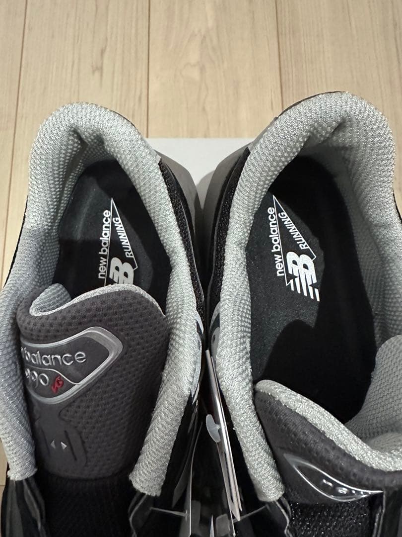 靴 New Balance 990V6 Black