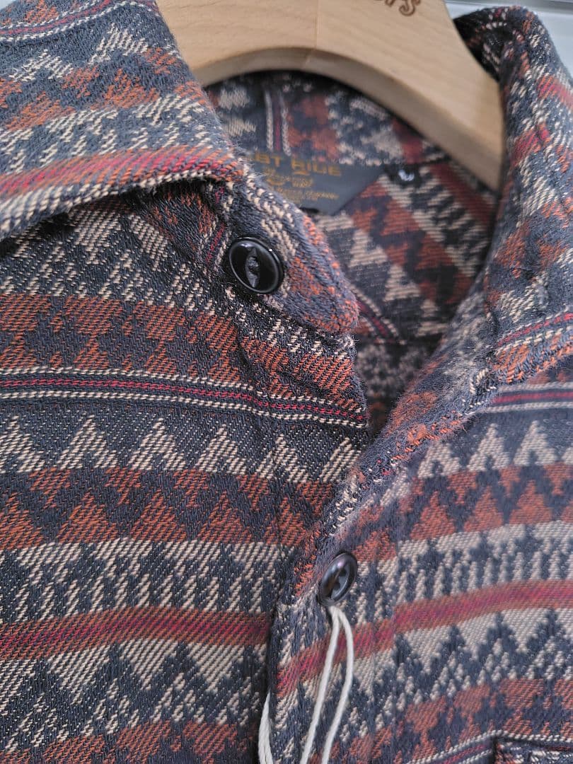 ウエストライド　（L）　ラグ柄　長袖シャツ　未使用品