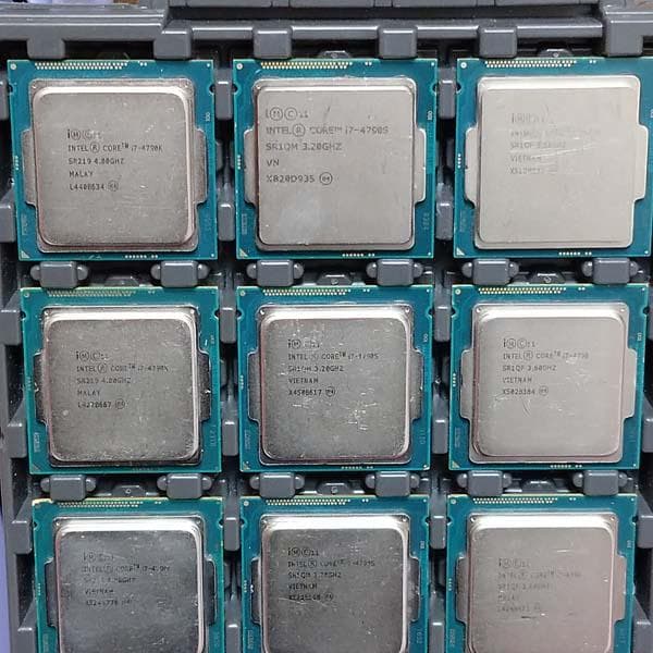 KN65-7【ジャンク】Intel CORE i7-4790/S/K 14枚