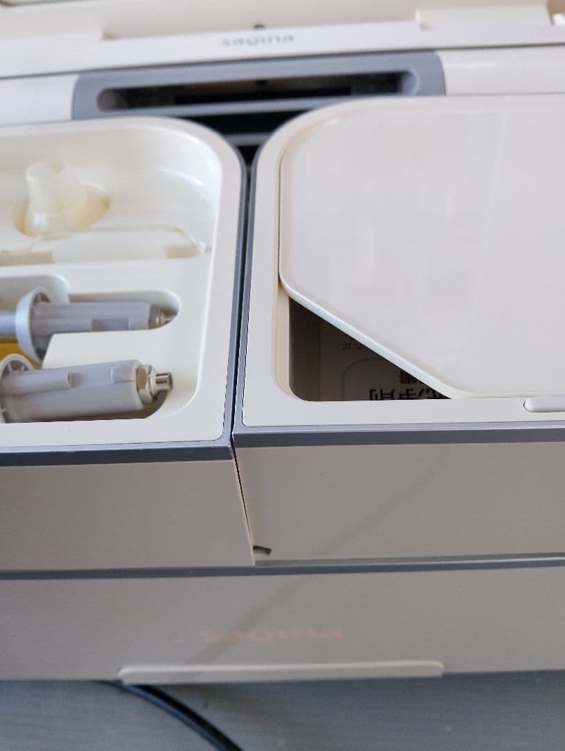 サキナ sagina ビジュー 美顔器 ホワイト(あ14)