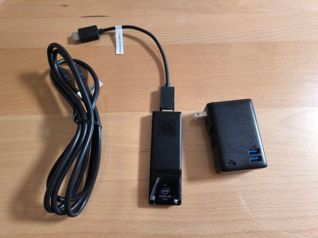 スティックPC Compute Stick Skylake m3-6Y30