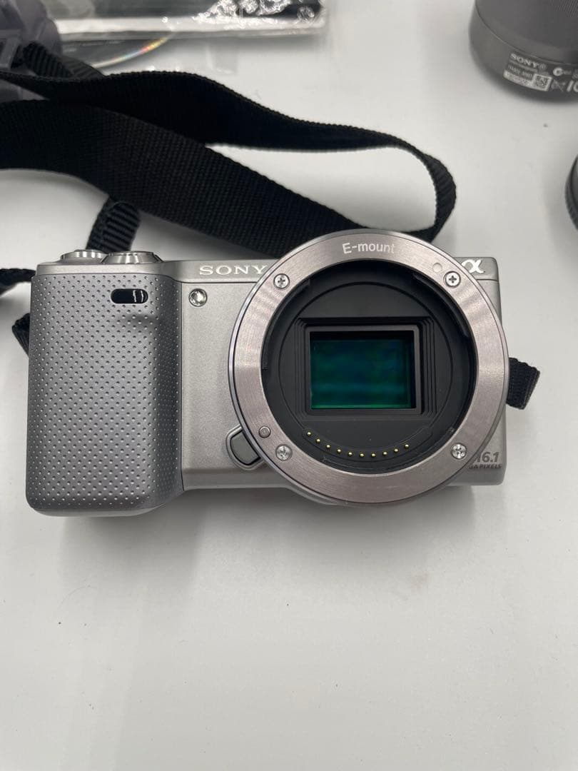 SONY NEX-5N トリプルレンズキット シルバー 動作未確認