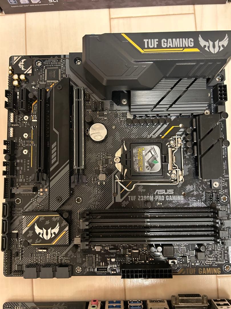 【値下げしました】【破損品】ゲーミングPCパーツセット ジャンク品