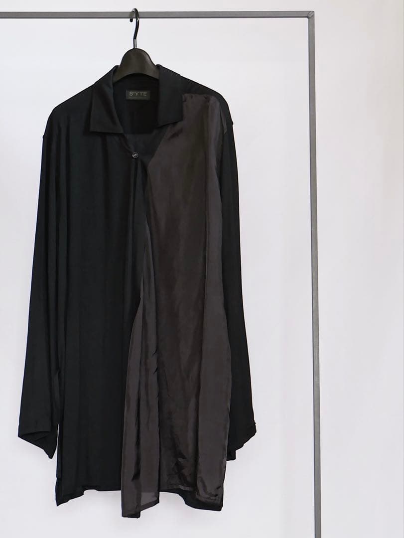 S'YTE シャツ