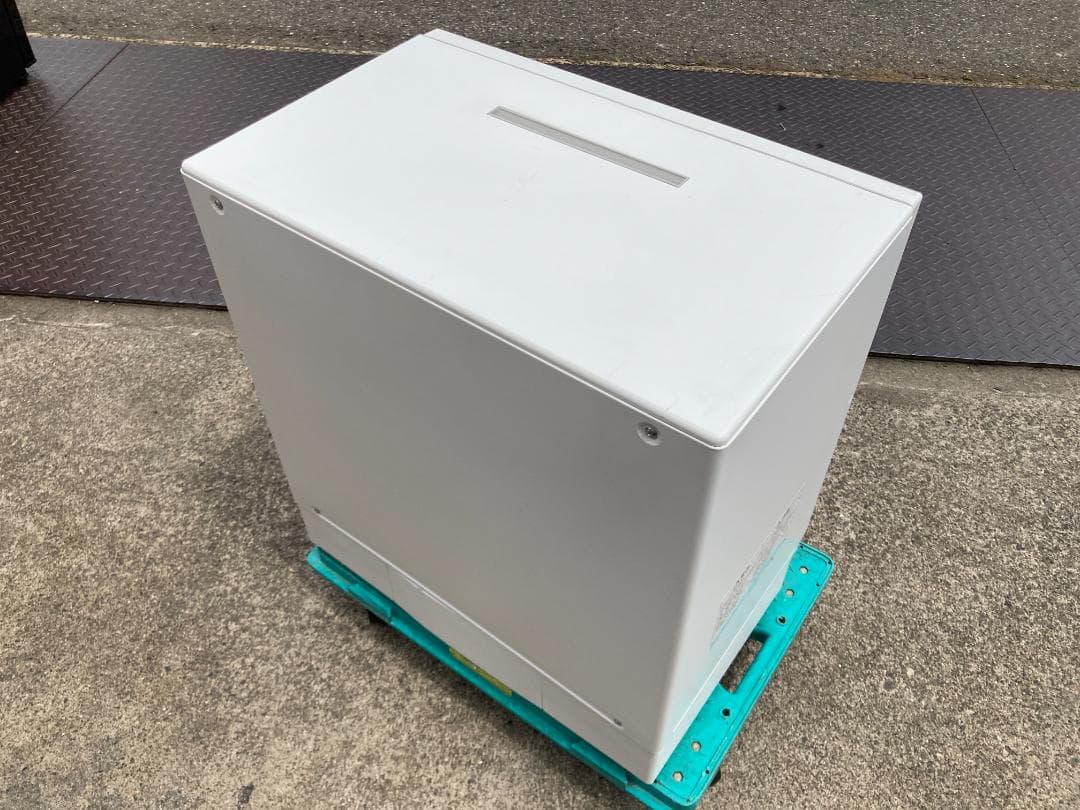 ★2020年製★パナソニック　食器洗い乾燥機 NP-TH3-N