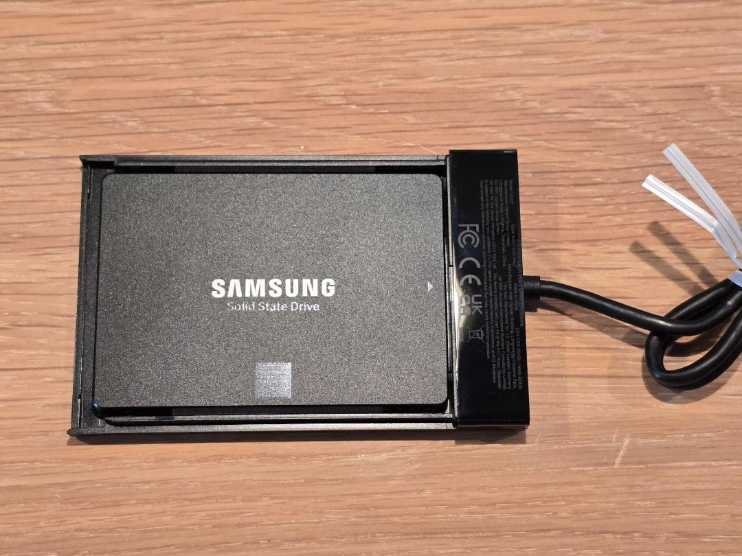 Samsung 870 EVO 2TB SATA SSD 中古美品