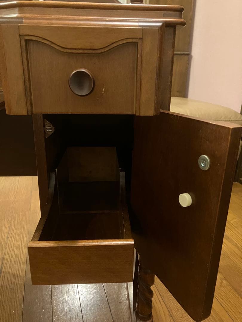 ビンテージ木製ブラウンドレッサー 鏡ミエミラー