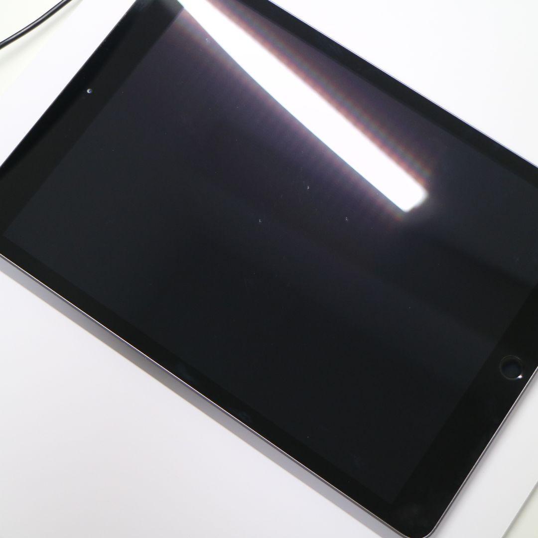 【背面汚れ】iPad (第7世代) 32GB wi-fi+Cellular