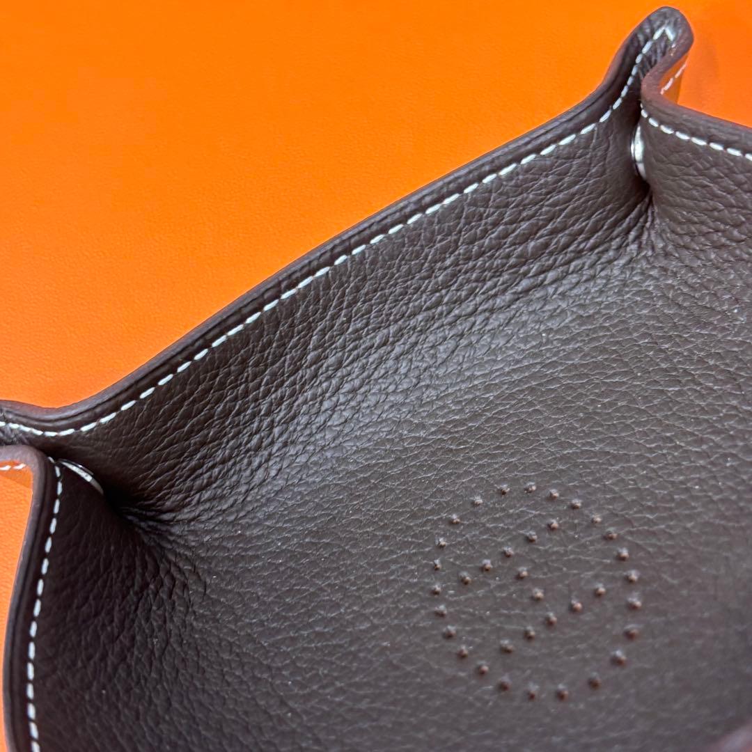 未使用保管品 エルメス HERMES ヴィド・ポッシュPM レザー正方形小物入れ