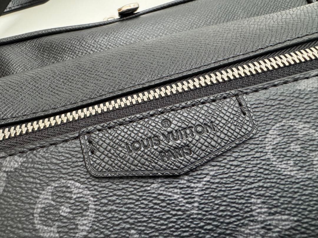 【極美品】ルイヴィトン　アウトドア・メッセンジャー PM ノワール