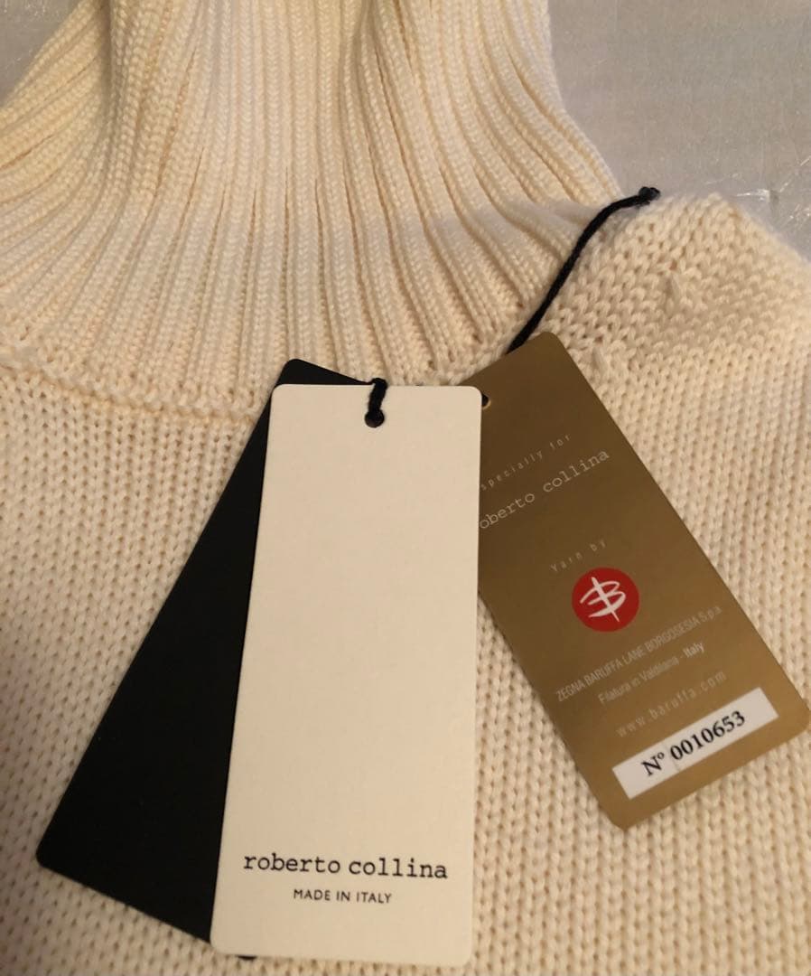 roberto collina タートルネック