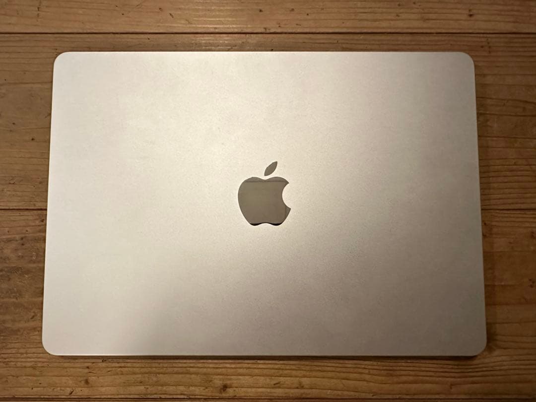 MacBook Air M2 512GBシルバー