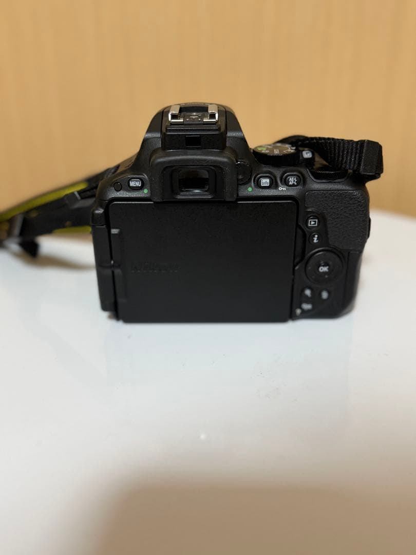 Nikon D5500 極上美品｜シャッター1845枚｜純正レンズ3本付属品完備