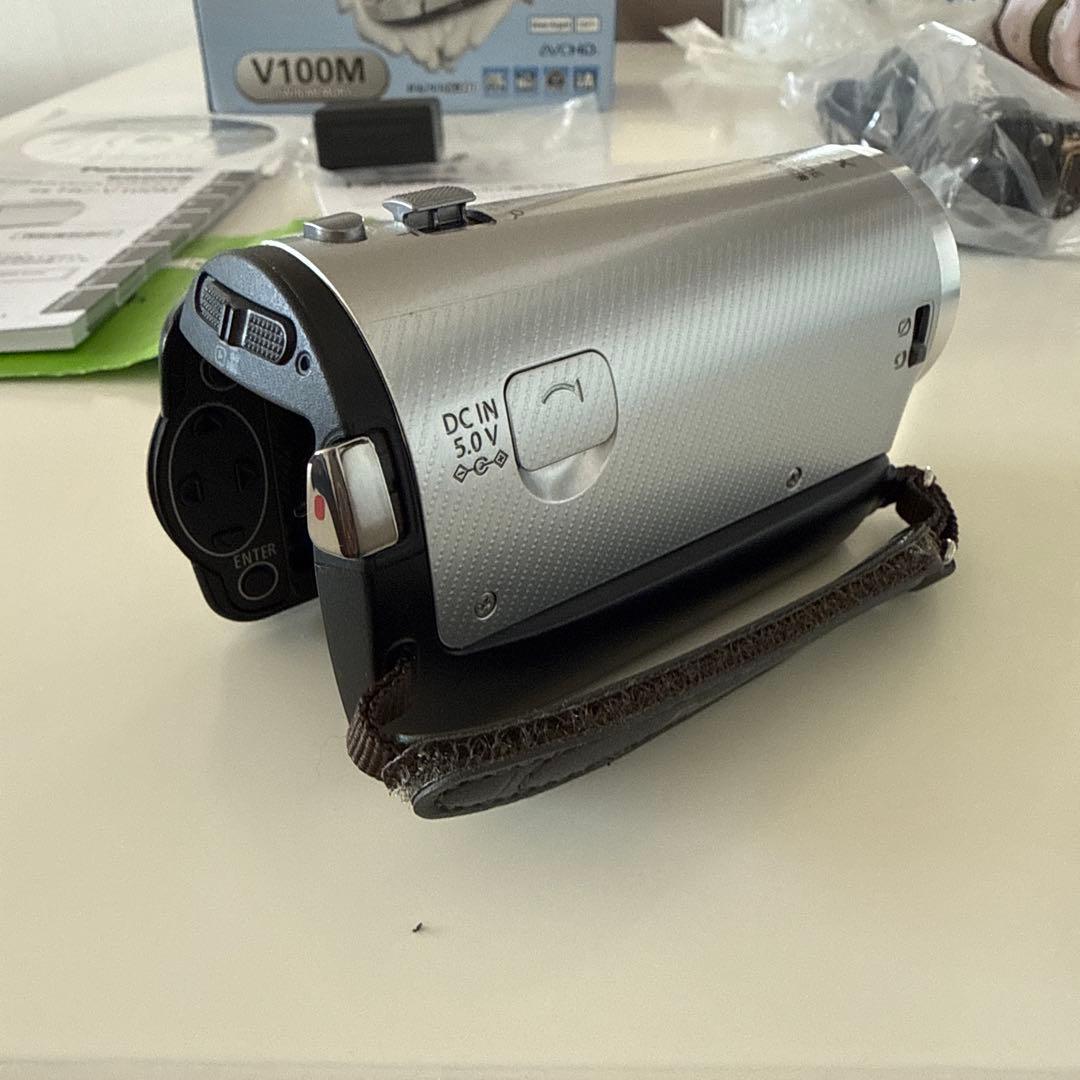 Panasonic HC-V100M ビデオカメラ 本体