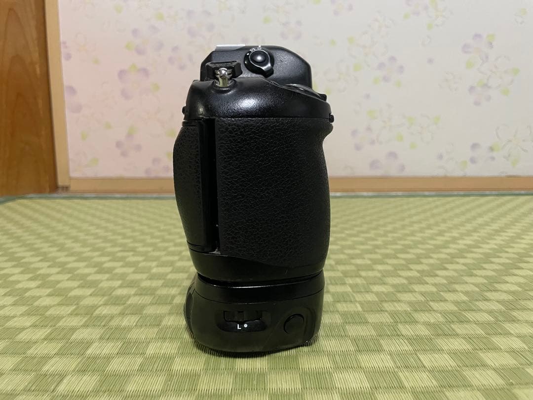 Nikon F100 mb-15 一眼レフカメラ バッテリーグリップ付き