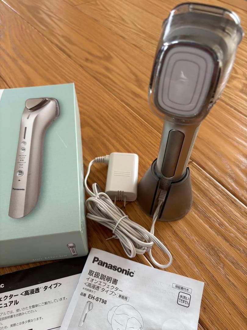 美品　イオンエフェクター　パナソニック　美顔器　 EH-ST98