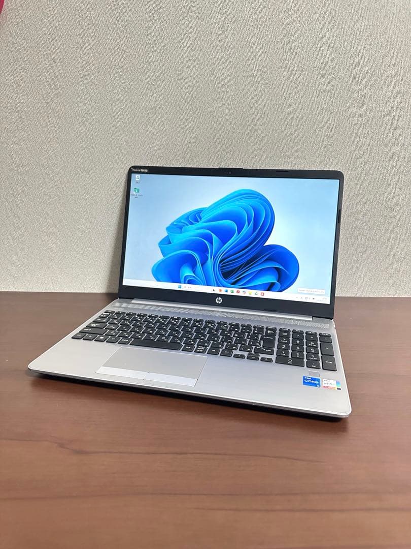 11世代 HpノートパソコンCorei5 メモリー16GB フルHD【初期状態】