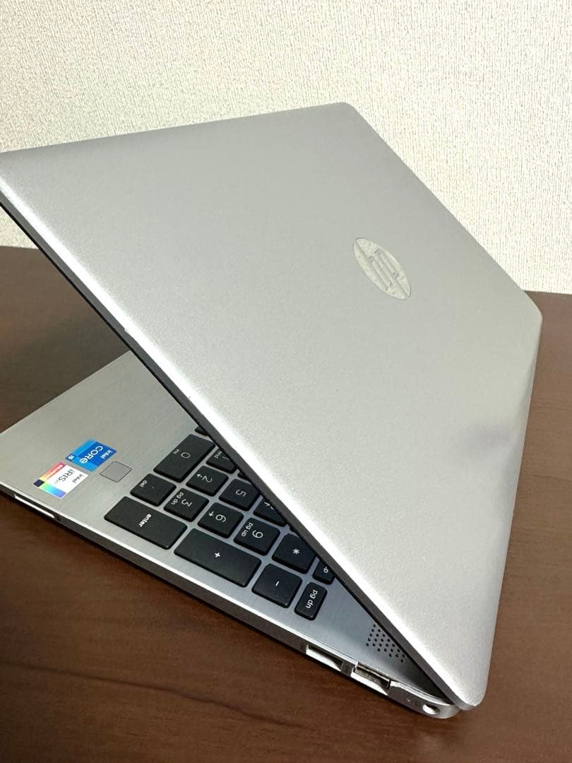 11世代 HpノートパソコンCorei5 メモリー16GB フルHD【初期状態】