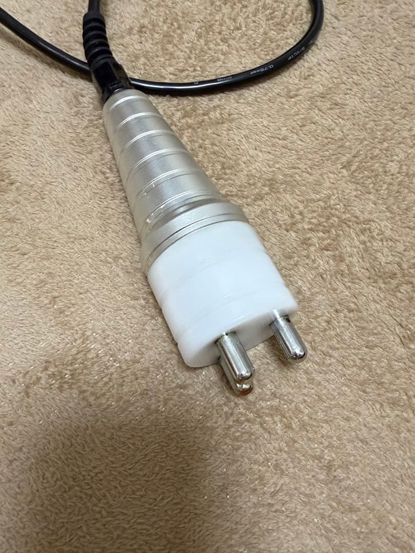 CAVILABO R4 業務用キャビテーション　定価120万