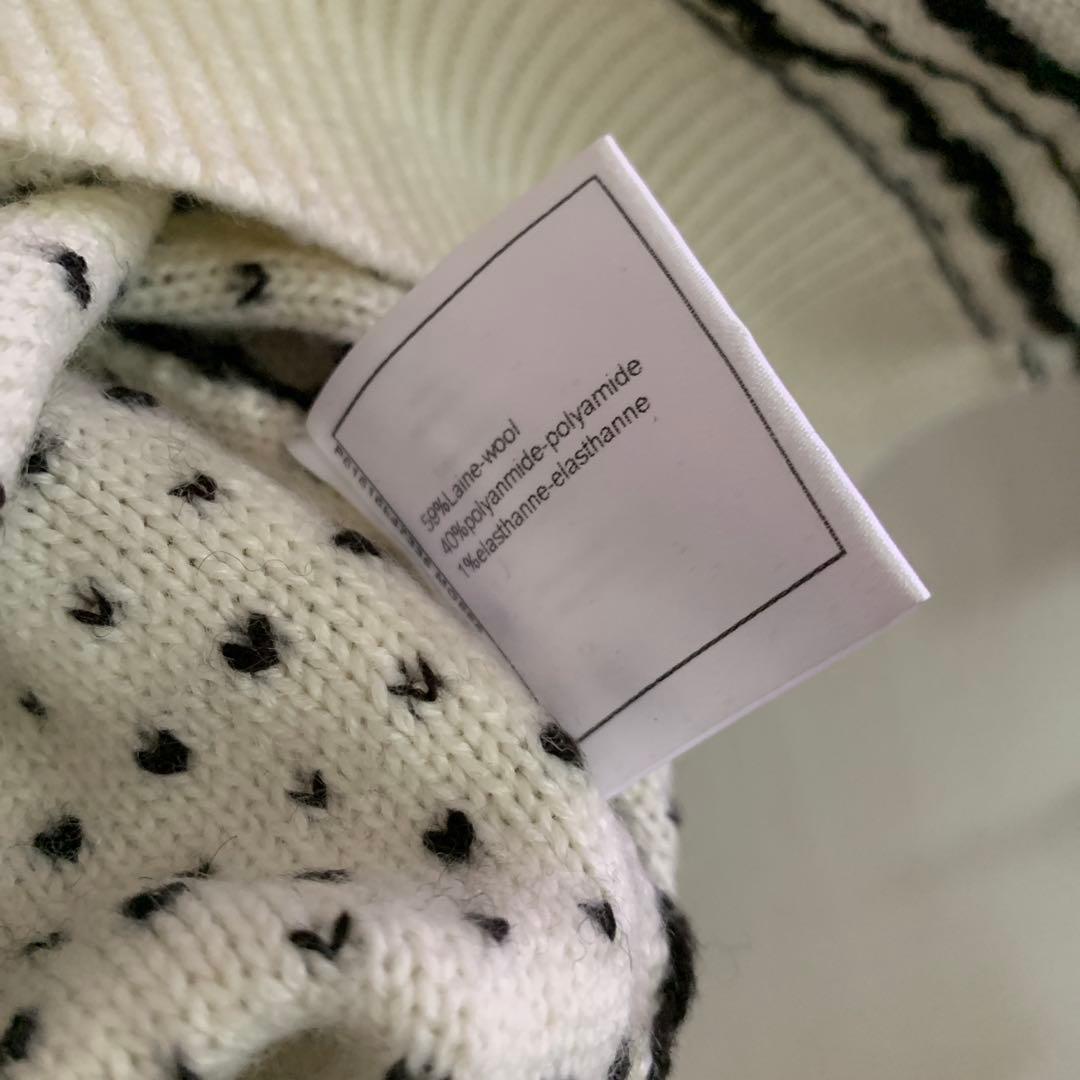 CHANEL アイボリーと黒のストライプ ニットセーター36