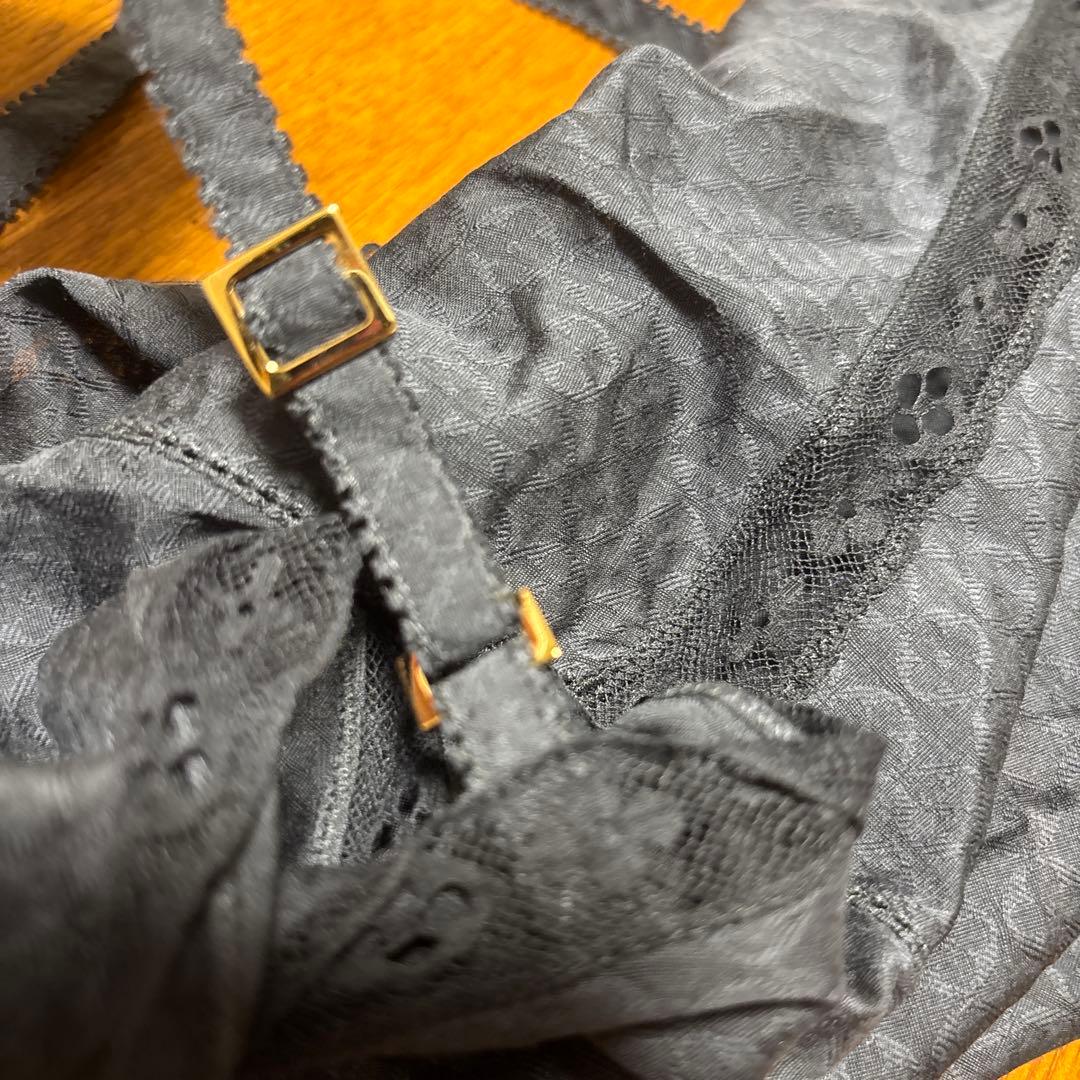 新品　ルイヴィトン　黒　キャミソール　モノグラムフラワー