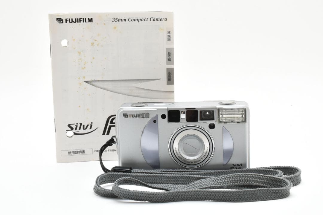 美品 FUJIFILM Silvi F2.8 シルバー コンパクトフィルムカメラ
