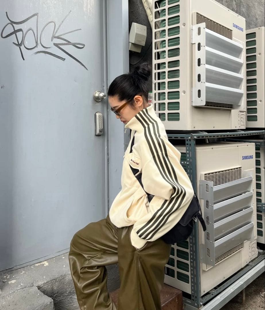 hth トラックジャケット