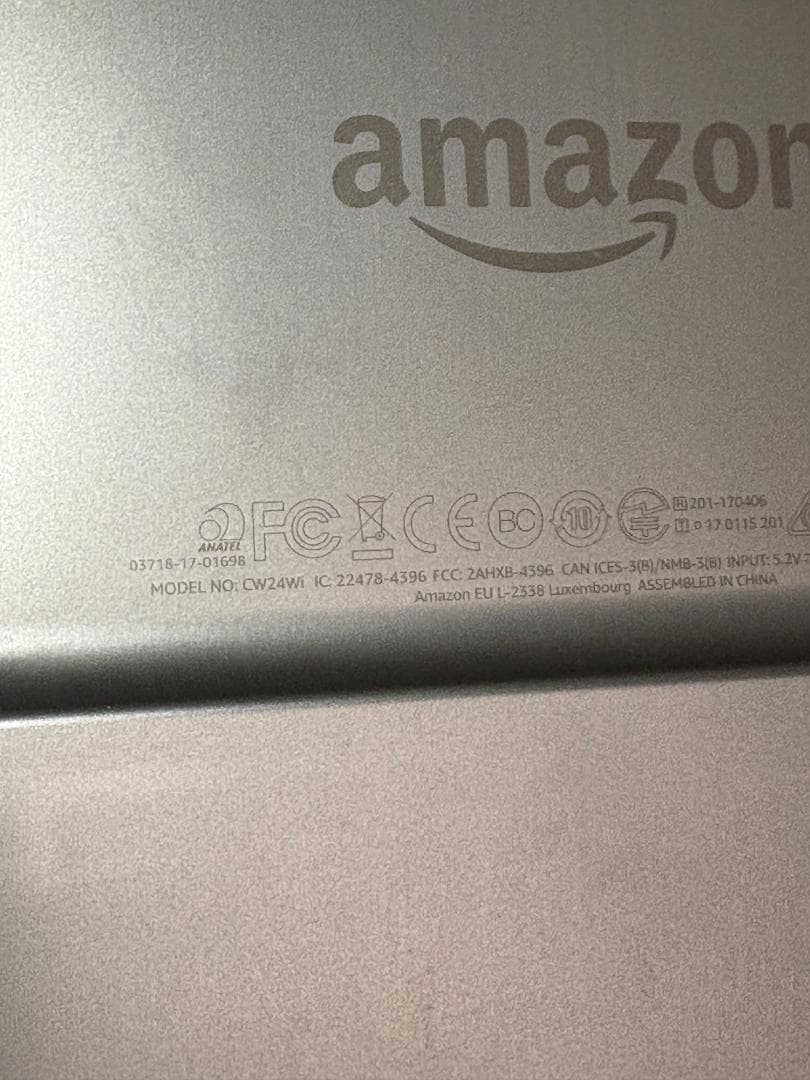 【美品】Amazon Kindle Oasis CW24Wi 32GB