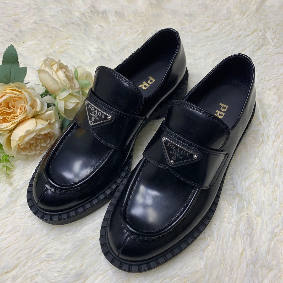 PRADA チョコレート ブラッシュドレザー ローファー