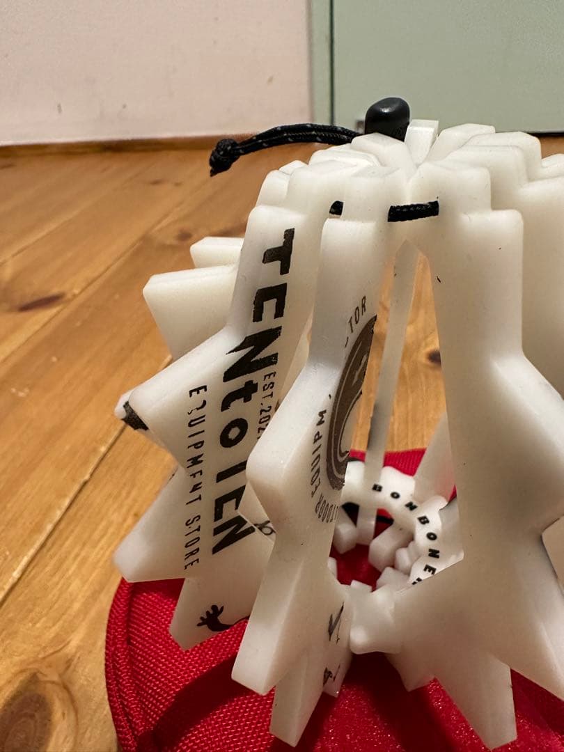 Bonbonero ボンボネロ 蓄光 グリーン ケース付き