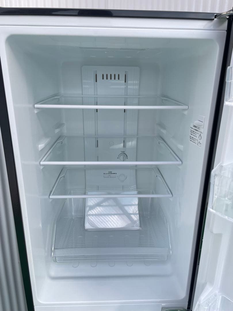 936 東芝 BSシリーズ メタリックおしゃれブラック 2ドア冷蔵庫 一人暮らし