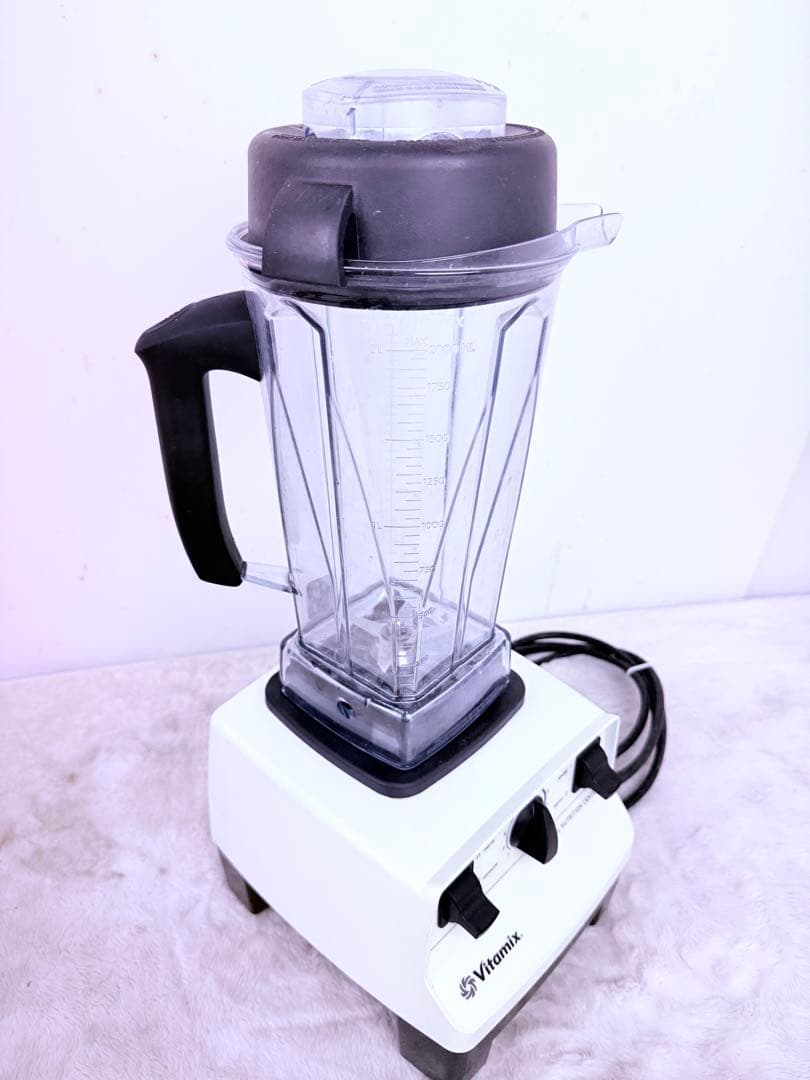 完動品 ♪Vitamix バイタミックス TNC5200米国製 高性能ブレンダー