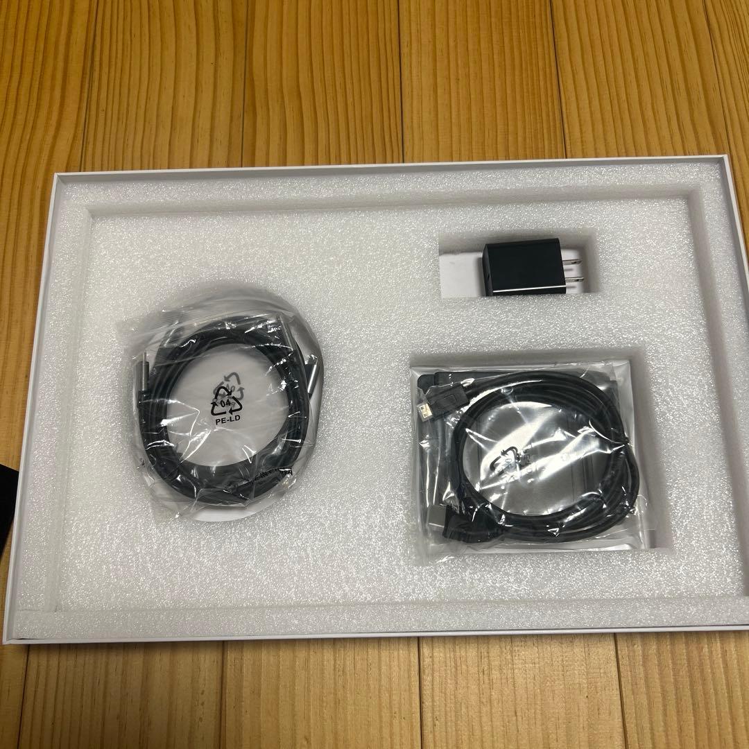 Acouto 2K XC18 Ultraモバイルモニター18インチ 144Hz