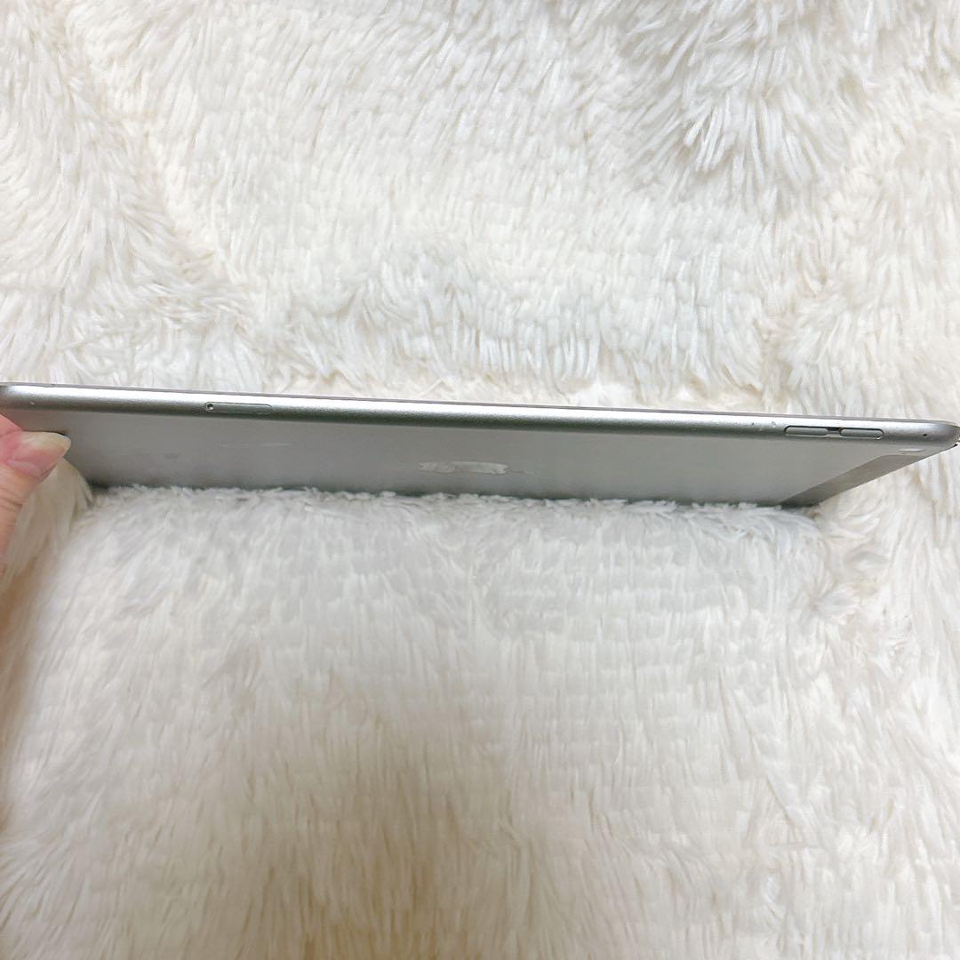 ☆Apple☆ iPadAir2 16GB 本体＆その他4点セット