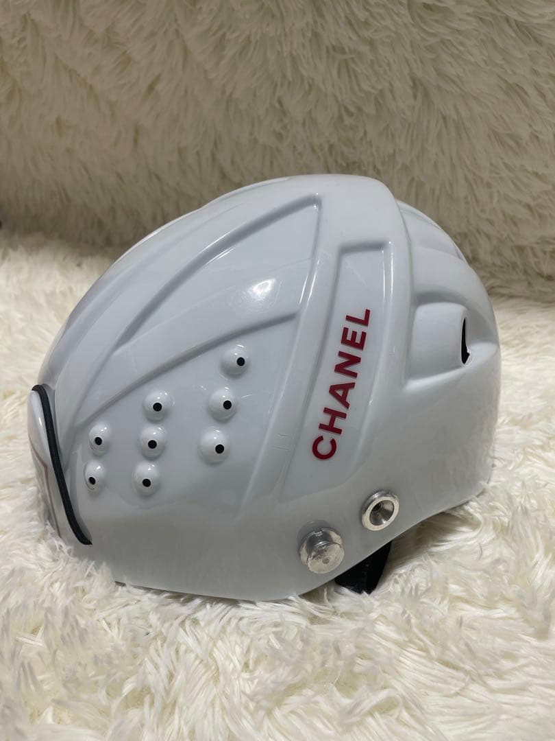 希少　CHANEL シャネル ヘルメット IDENTIFICATION 白
