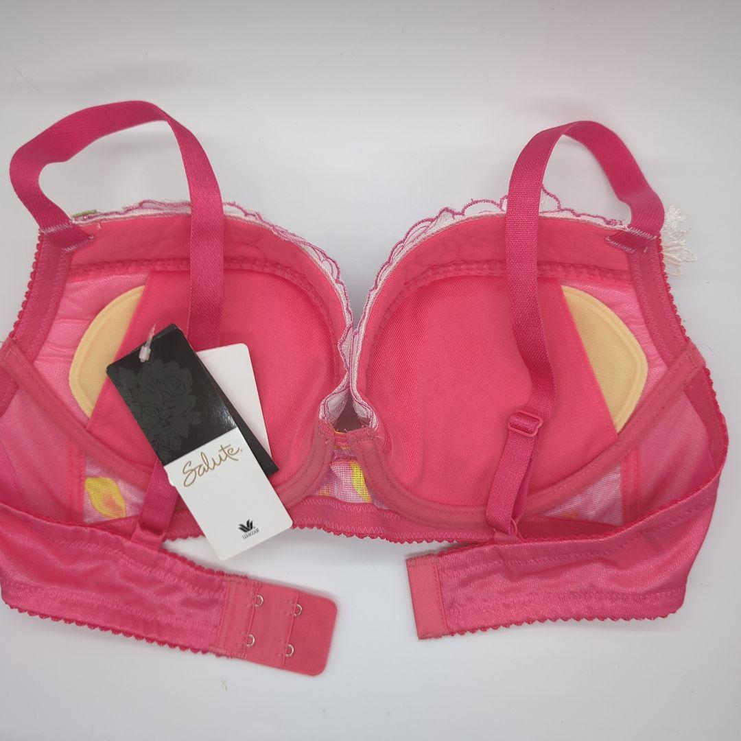 ワコール サルート F70×M☆51グループ