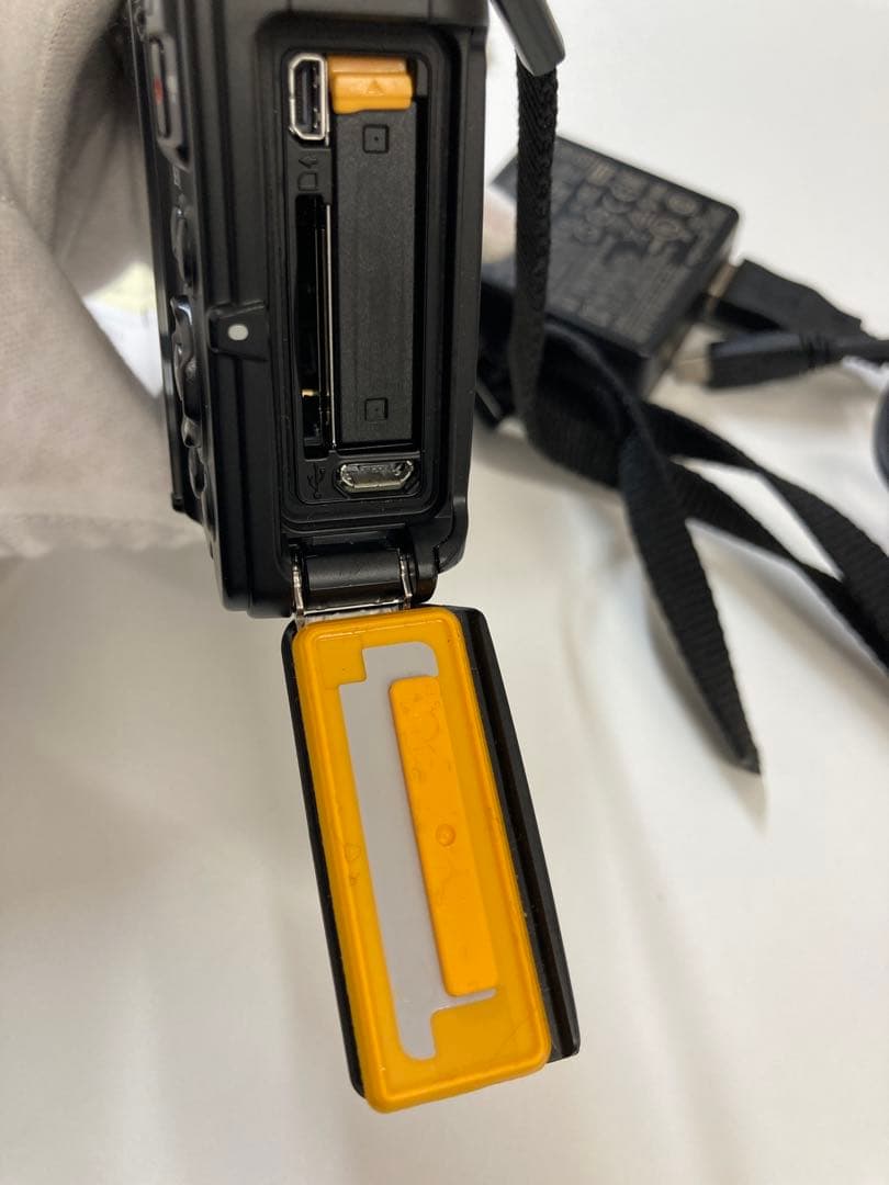 箱付き　美品　Nikon COOLPIX W300 ブラック