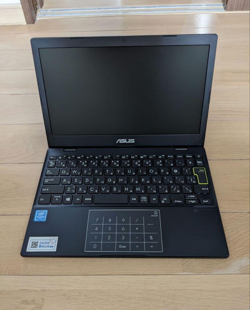 １１インチ小さめノートパソコン＊ASUS ＊Windows11