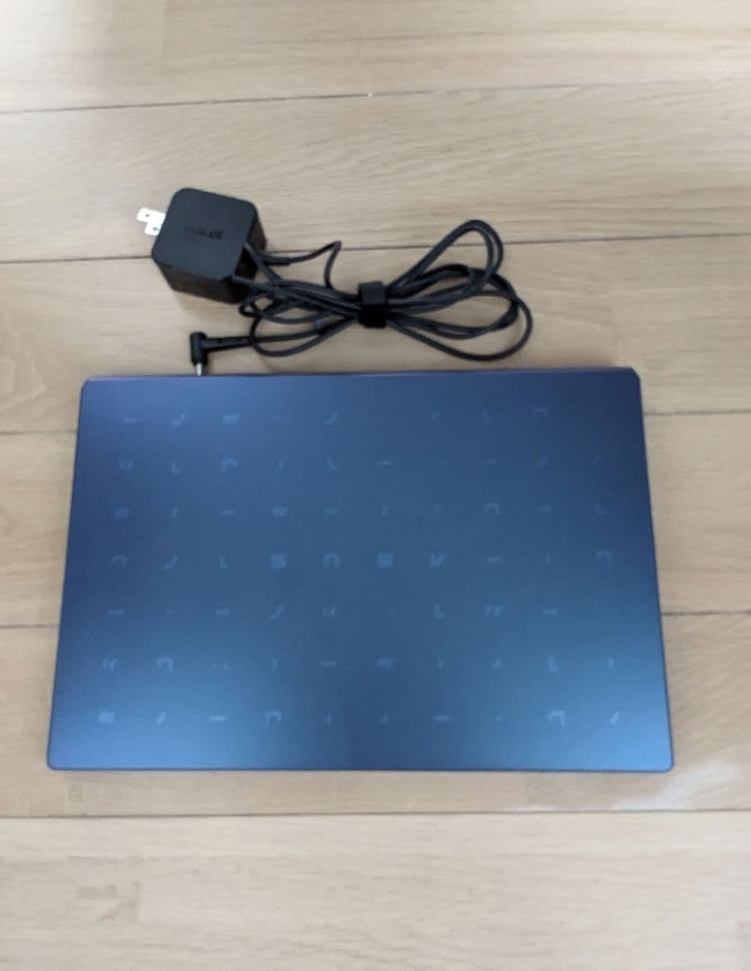 １１インチ小さめノートパソコン＊ASUS ＊Windows11