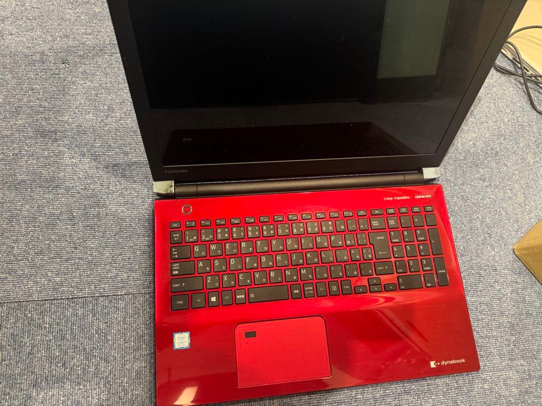 dynabook L82/AB レッド ノートPC