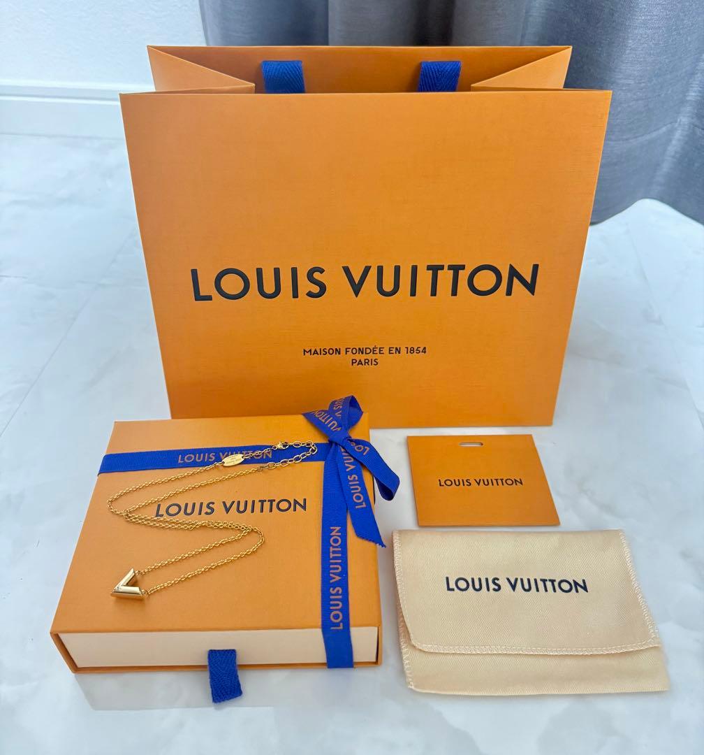 ✨極美品✨ louis vuitton ネックレス エセンシャルV M61083