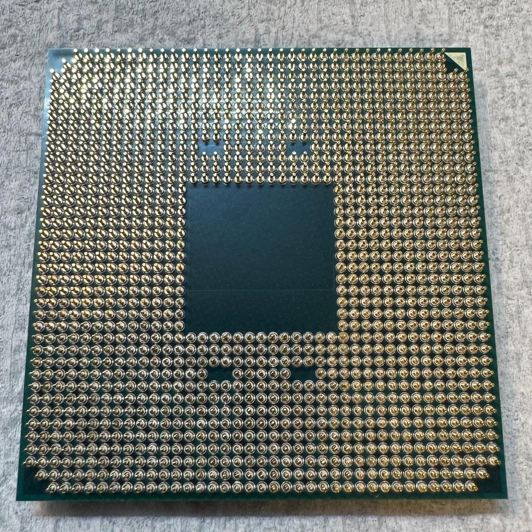 AMD Ryzen 7 5800X3D（CPUのみ、箱無し）