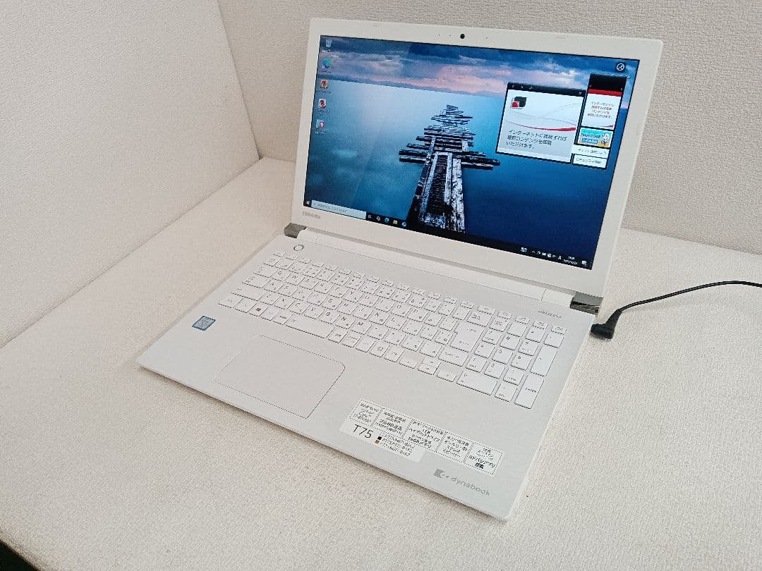 Ω TOSHIBA Satellite L50-D ストレージ無　16GB