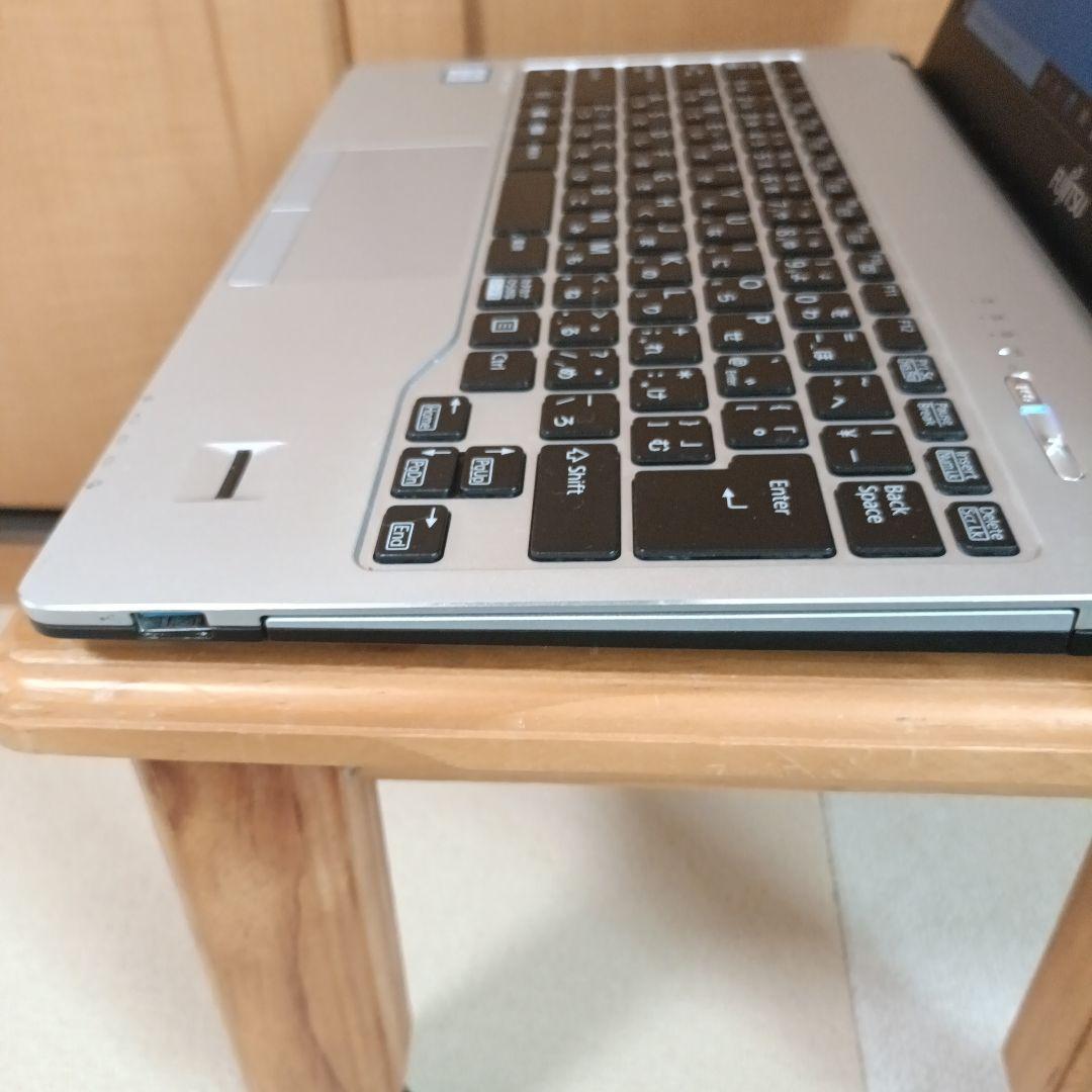 Windowsノート本体 FUJITSU S936 Core i5 6300U/12GB/SSD512G
