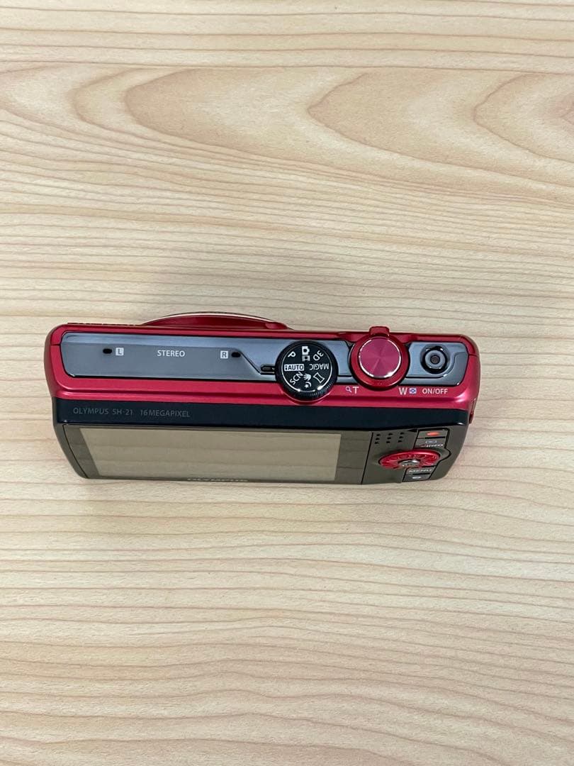 OLYMPUS コンパクトデジタルカメラ レッド