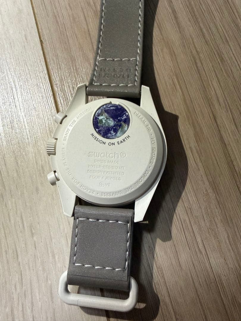 スウォッチ×オメガ　MISSION on Earth Desert